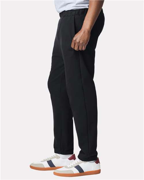 SF100 - Unisex Softstyle® Midweight Pocket Sweatpants - Gildan - Image 2