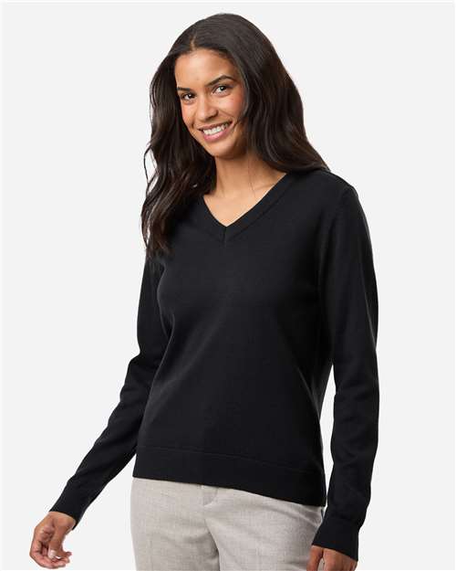 DG445W - Women's New Classics V-Neck Sweater - Devon & Jones