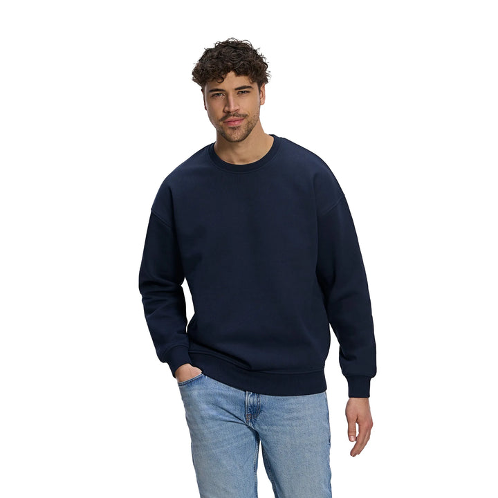 L00585 - Foundry - HEAVY Crewneck Sweatshirt 440GSM - CSW - Image 2